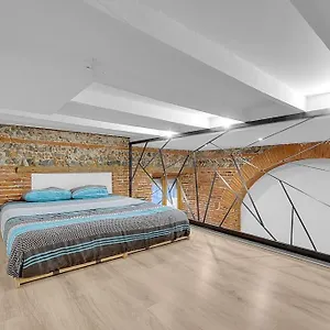 Apartamento Loft Toulousain Atypique Renove A Neuf, Toulouse